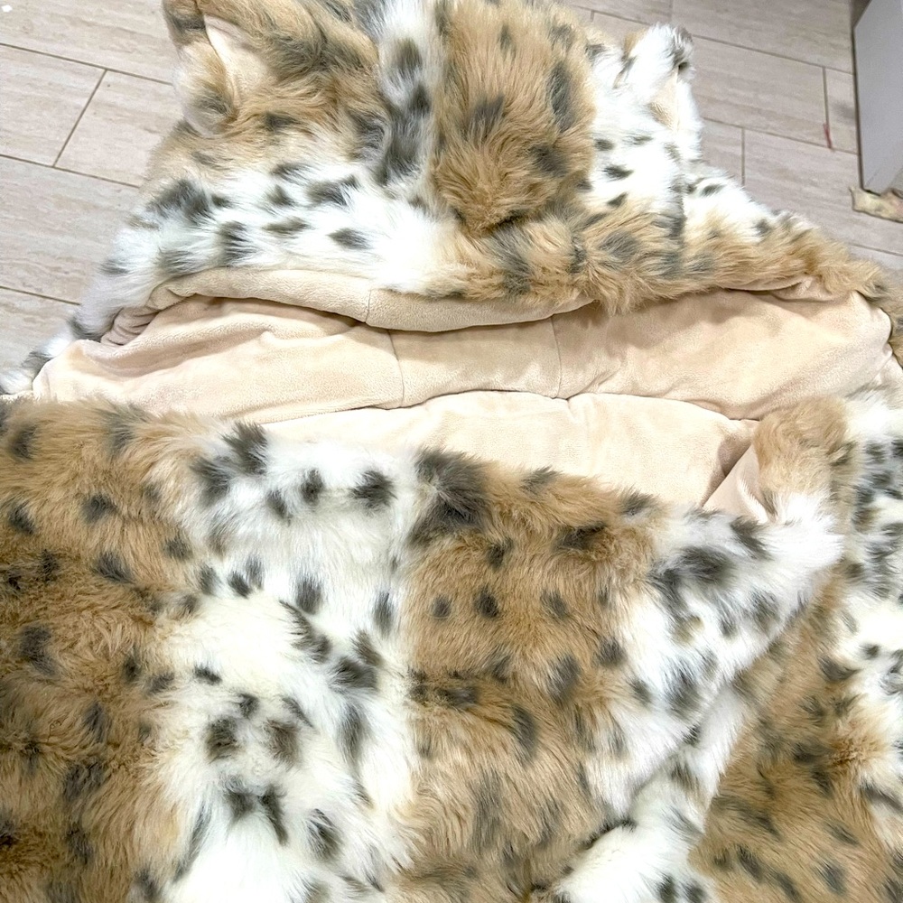 Brand new PB sleeping bag for teen,